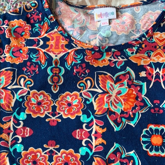 Set of 2 XXS Lularoe Irma’s - Picture 3 of 7